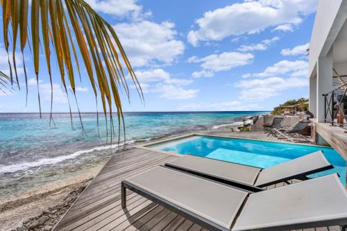 59-eeg-boulevard-227-grace-media-bonaire_48_large