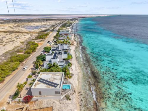 59-eeg-boulevard-227-grace-media-bonaire_70_large