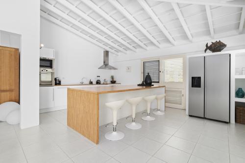 crown_villas_19-true_media_culture-10