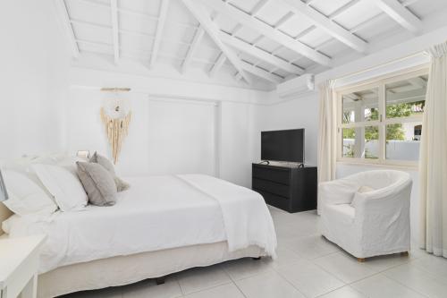 crown_villas_19-true_media_culture-24