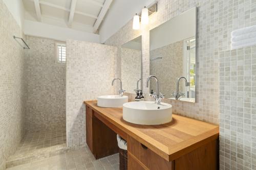 crown_villas_19-true_media_culture-28