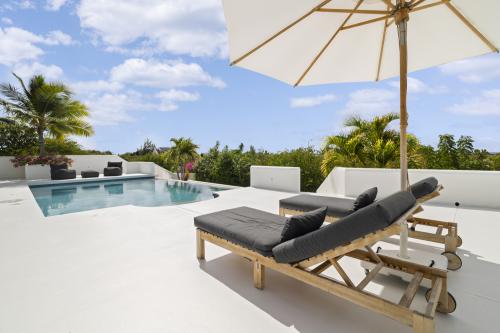 crown_villas_19-true_media_culture-51