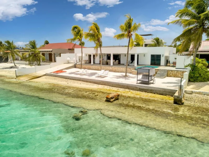 Villa Dos Hermanos – Oceanfront Beach & Pool